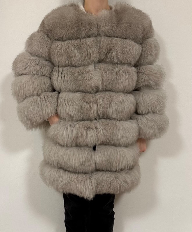 Luxusný dámsky kožuch – výborný stav - 6