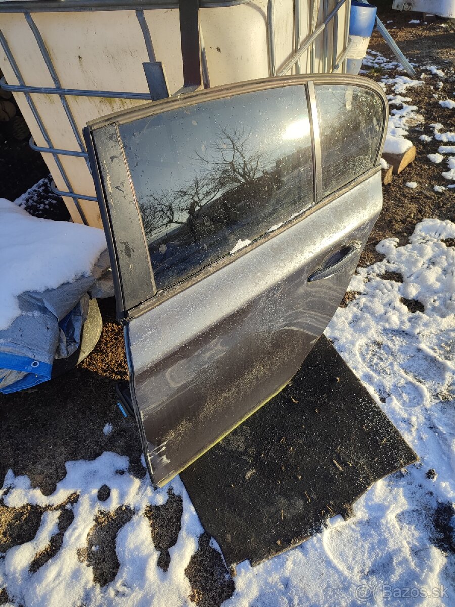 Rozpredám BMW e87 - 6