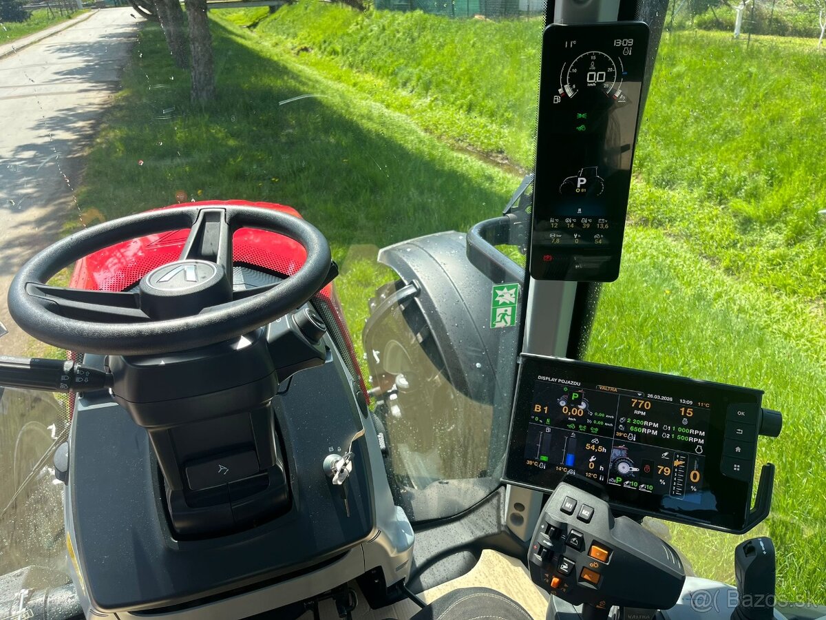 Valtra N155 - 6