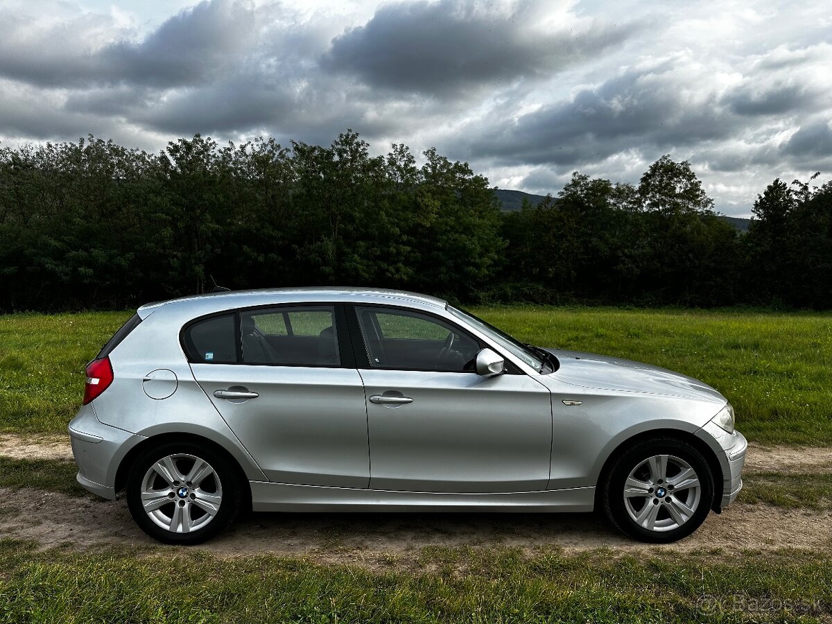 Predám BMW 1 e87 2.0i 90kw 2010 FL - 6
