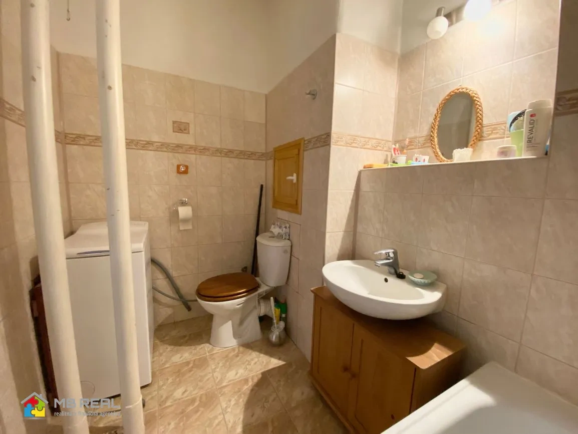 Jednoizbový byt s balkónom, Žiar nad Hronom, centrum, 40 m2 - 6