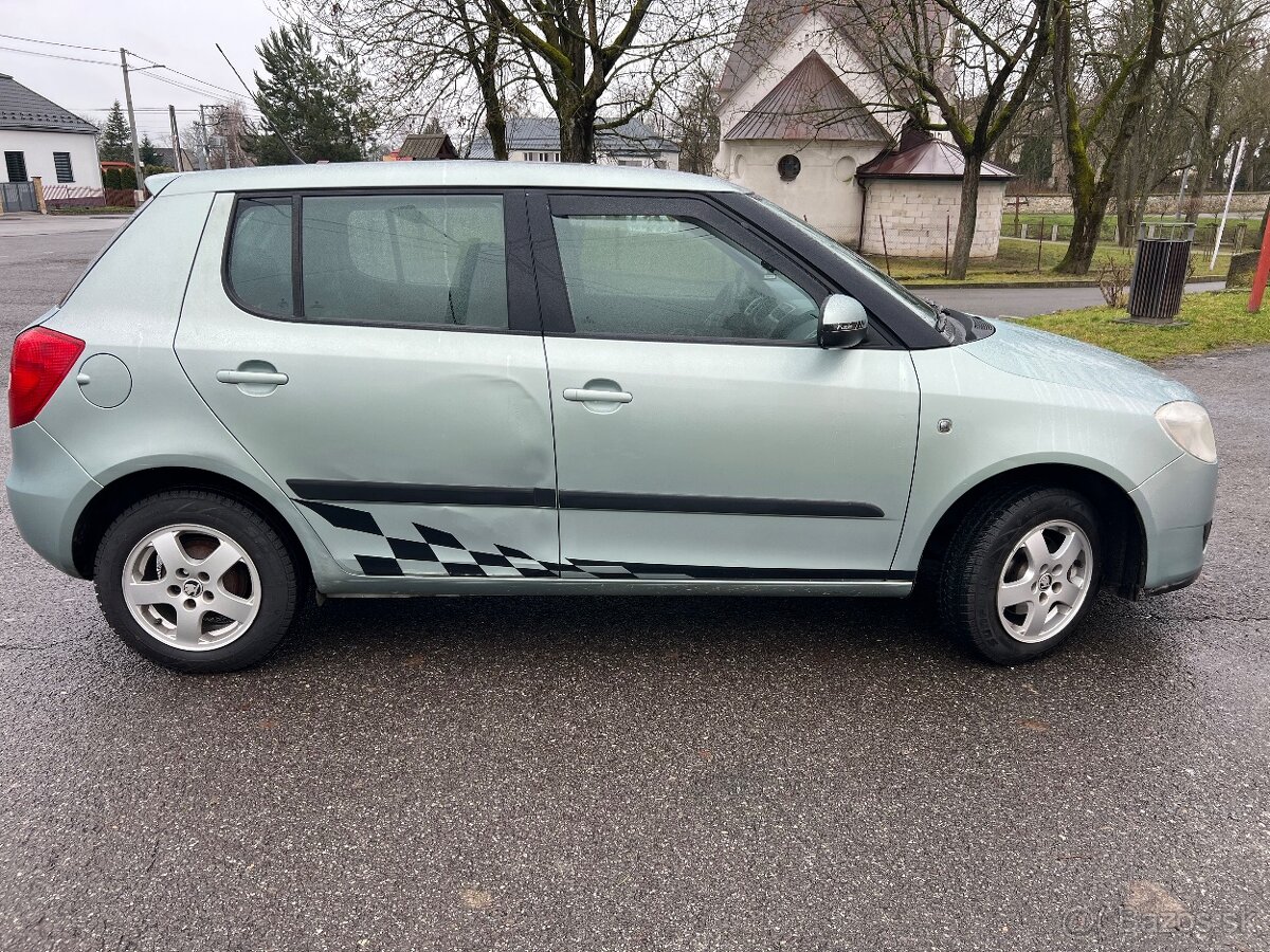 Skoda fabia 2 - 6