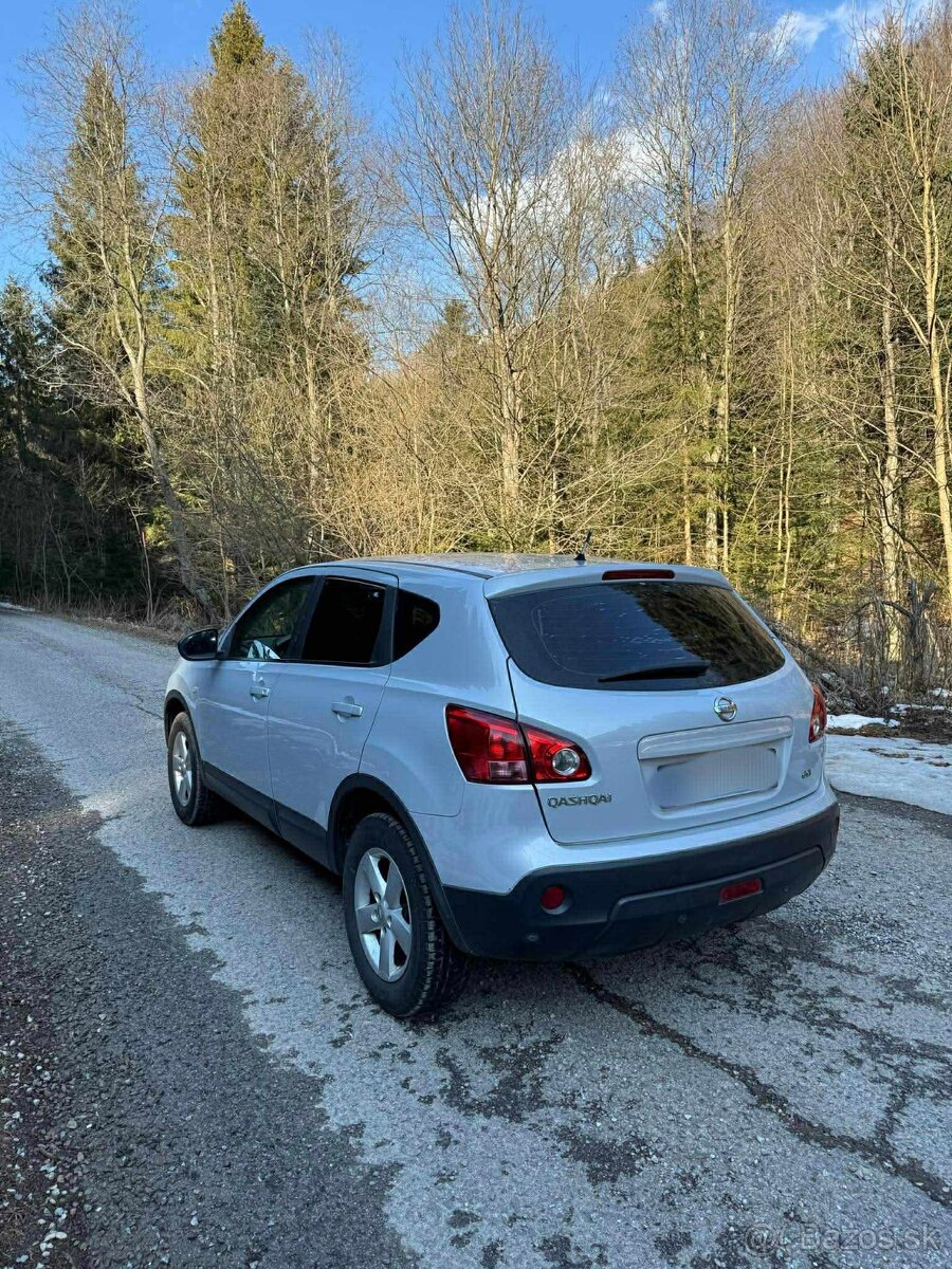 Nissan Qashqai 2.0dci 4x4 - 6