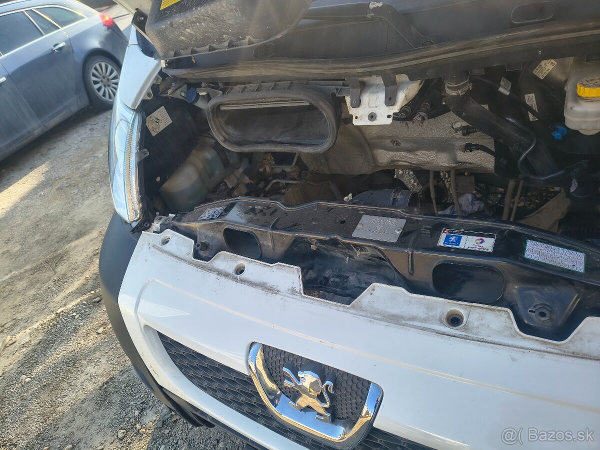 Predám kompletný predok na Peugeot boxer - 6