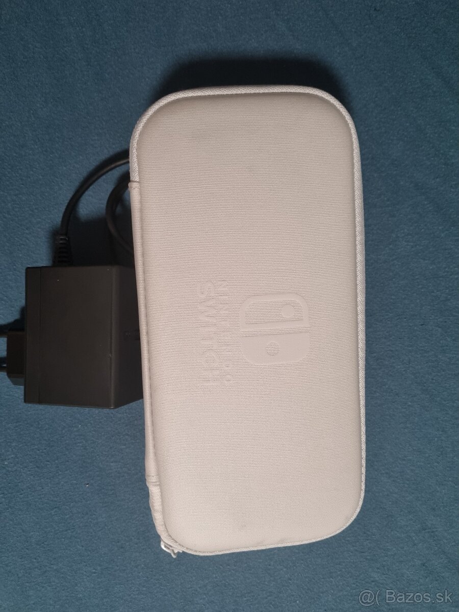 Nintendo Switch Lite Grey + hra + obal - 6