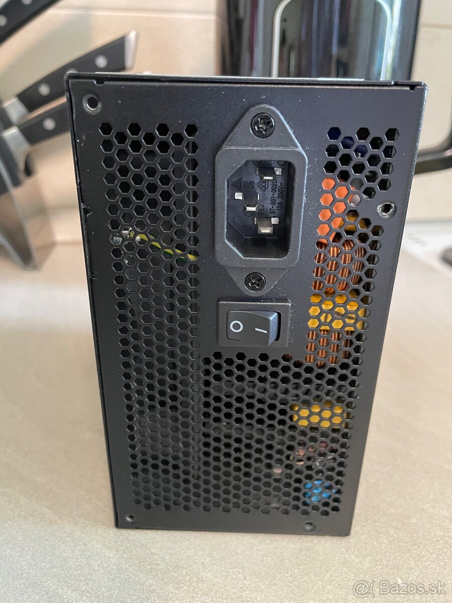 MSI NVIDIA GeForce RTX 5070 12G SHADOW - 6