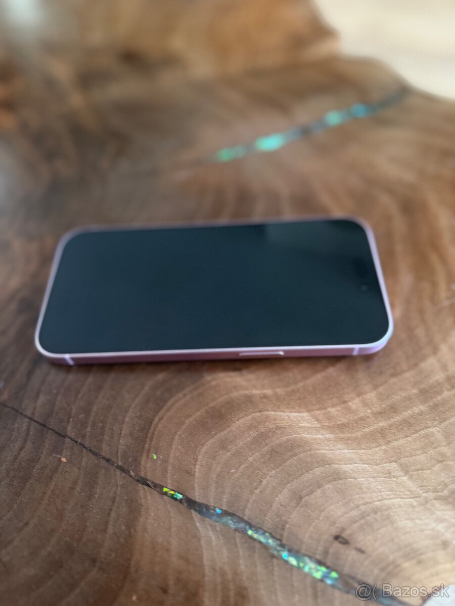 iPhone 15 - 6