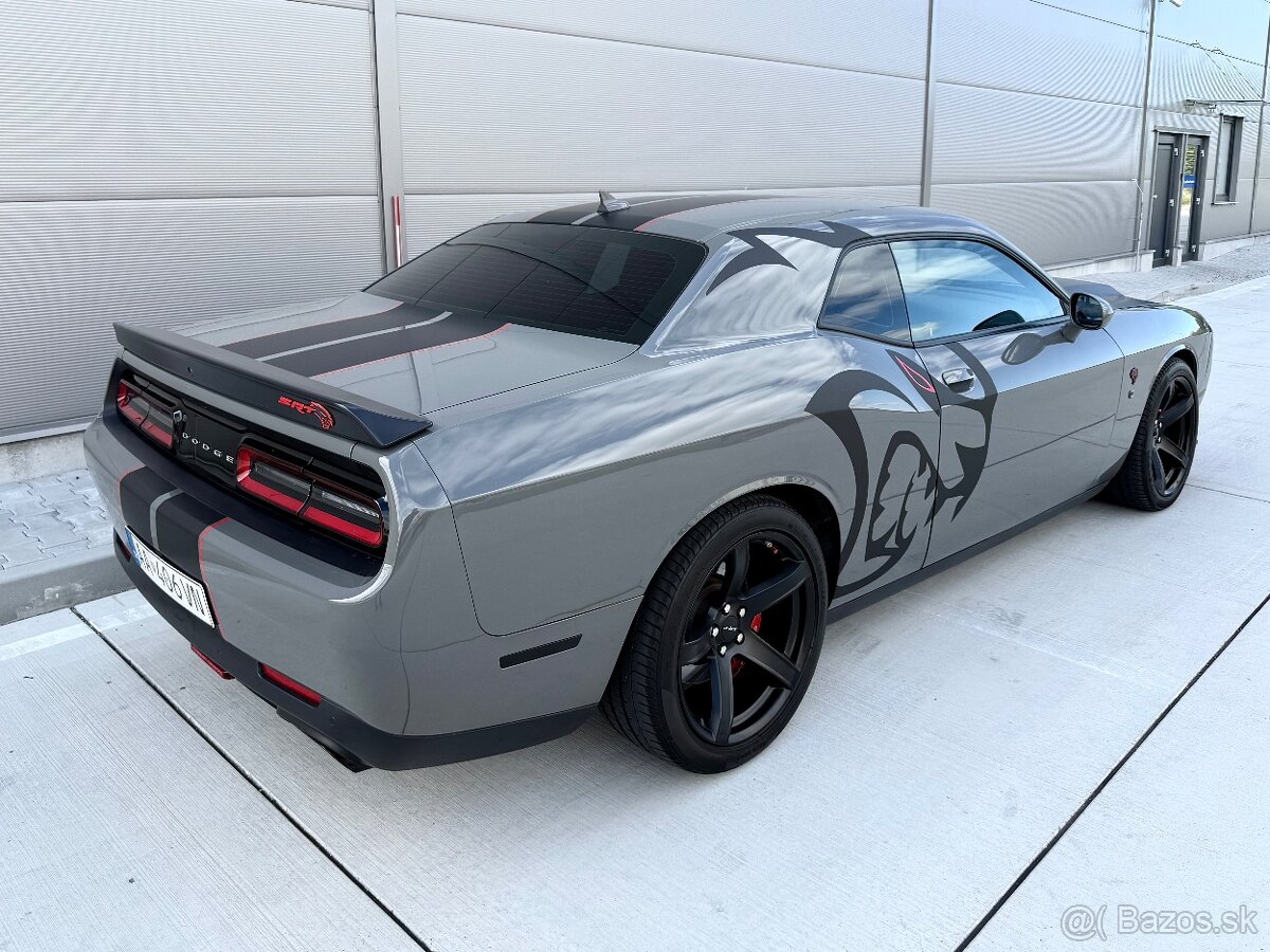 Dodge Challenger SRT Hellcat 6.2 V8 – 717 P - 6
