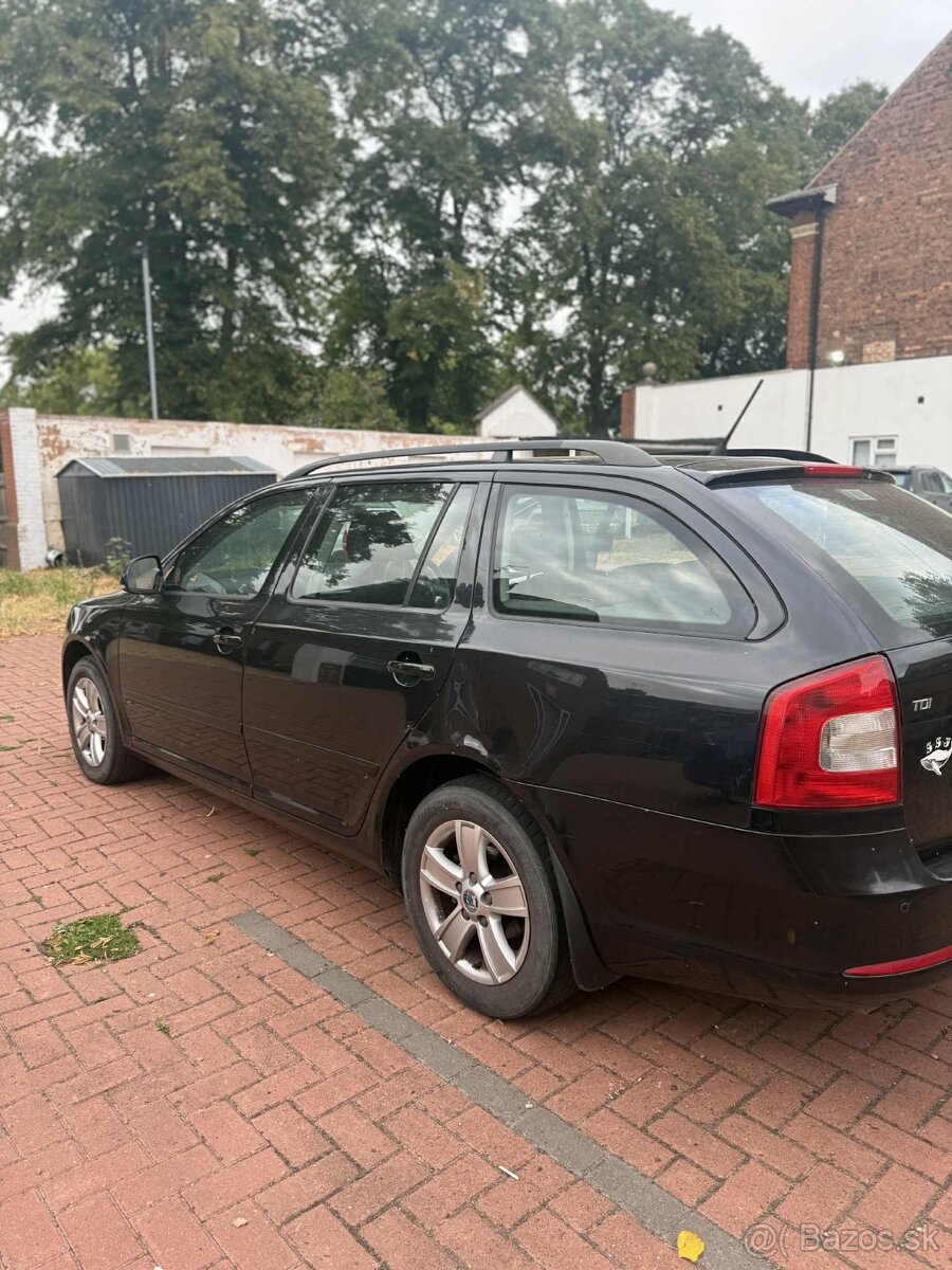 Škoda Octavia 2 Combi 1.6TDI Rozpredám - 6