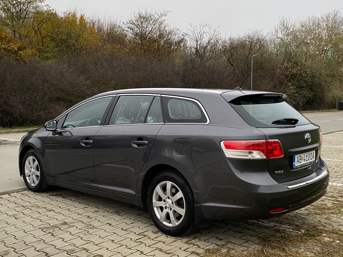 Toyota Avensis 1.8 benzin Sol - 6