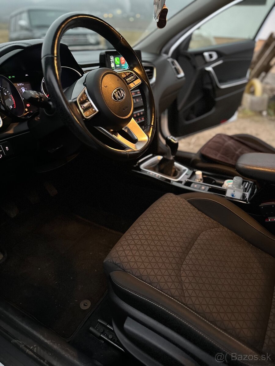 KIA CEED SW 1.4 T-GDI GOLD - 6