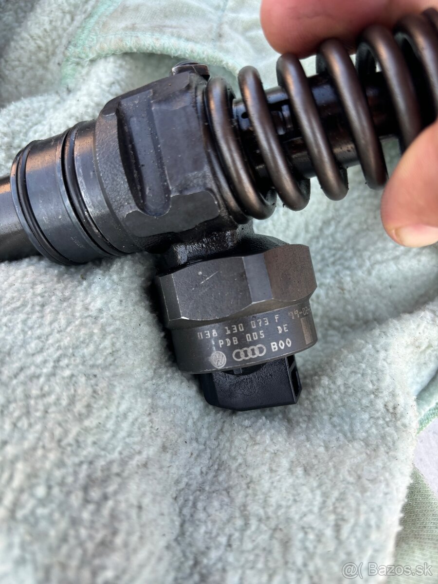 Vstrekovacie trysky 038130073F 1.9TDI 85kW AJM - 6