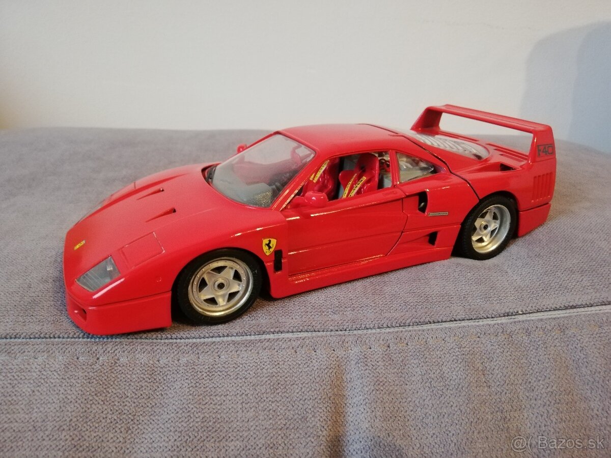 1:18 FERRARI F40 bburago - 6