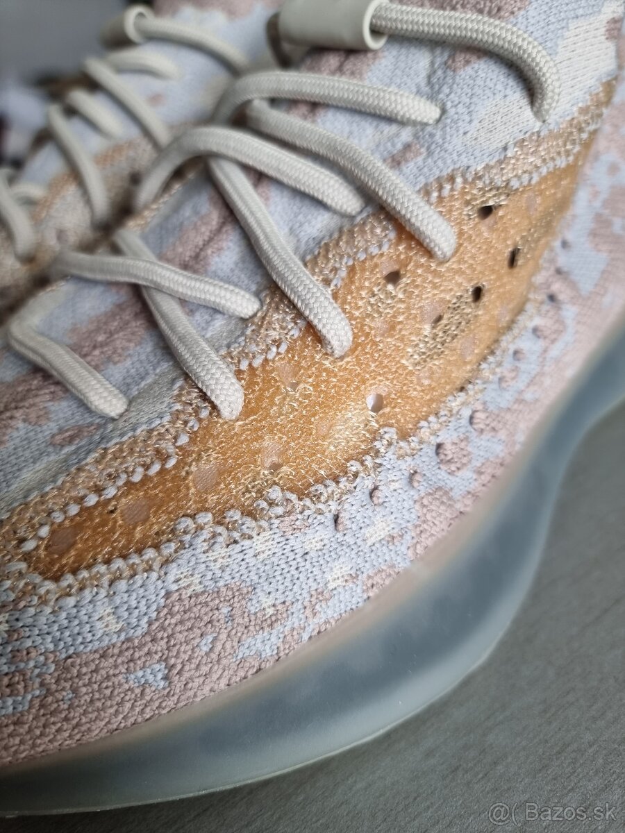 Adidas Yeezy 380 - 6