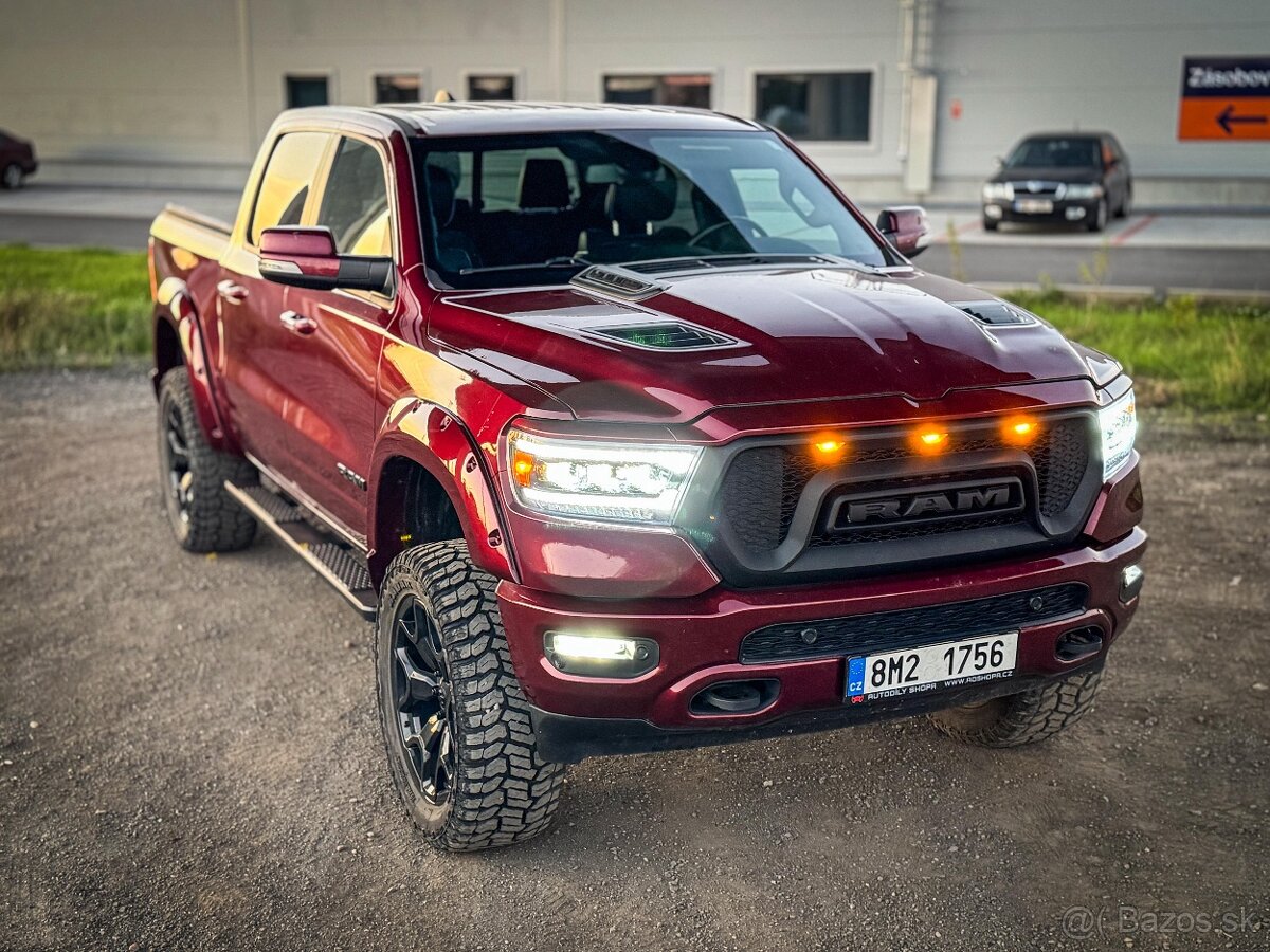 Dodge Ram Laramie 2019 - 6