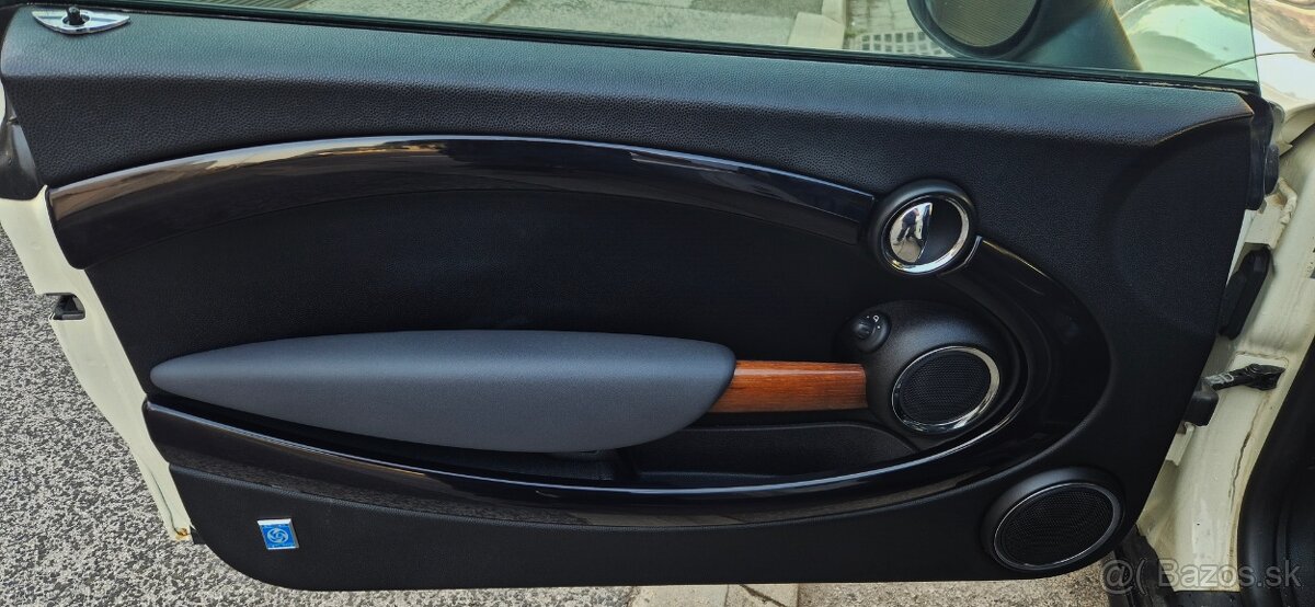 Mini Cooper S 1.6i - 127 kW - 6