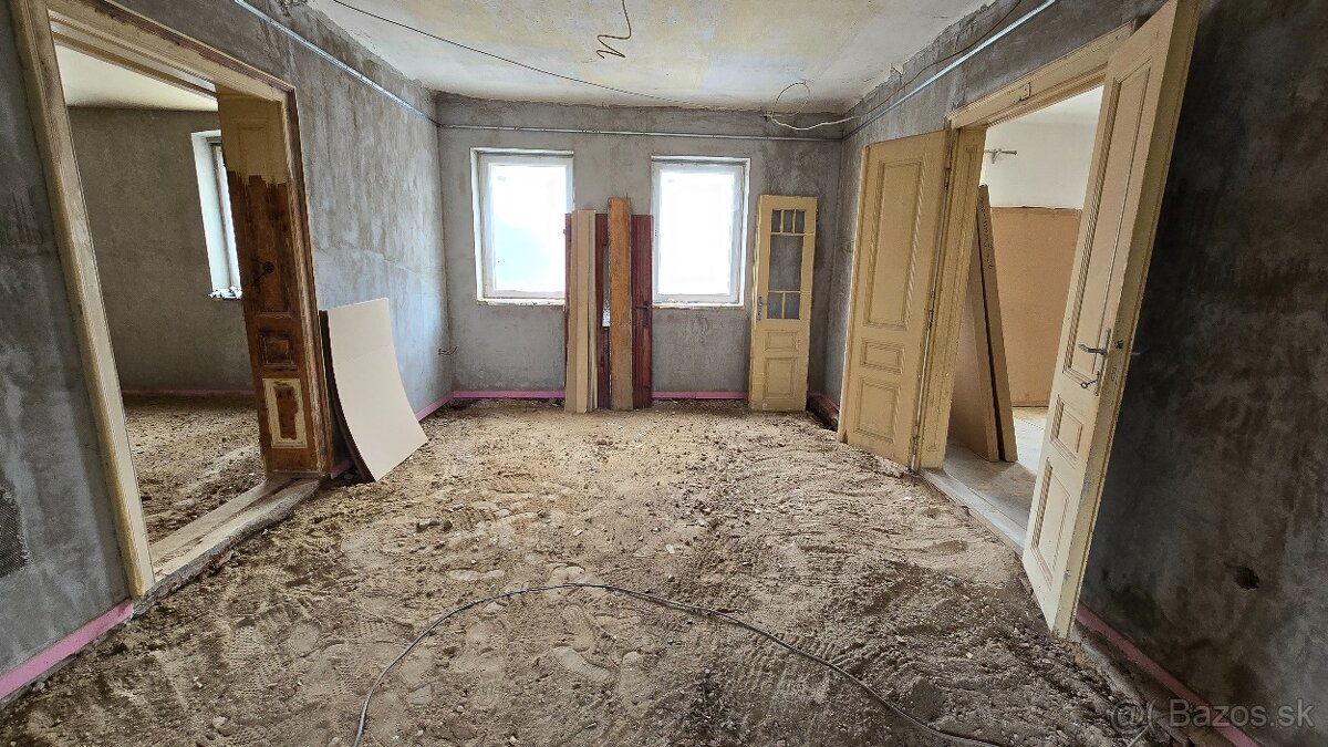 Na predaj 5-izbový rodinný dom v obci Unín - 6