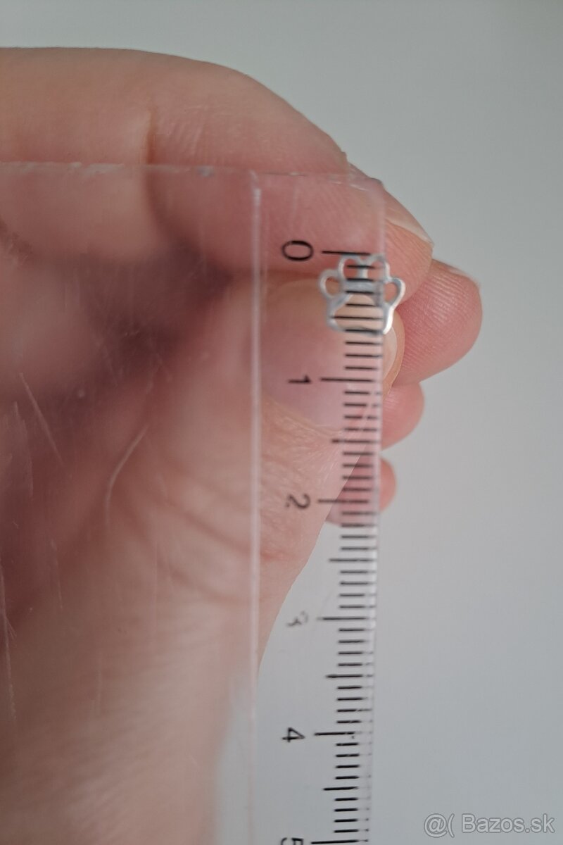 zánovné dámske,dievčenské náušnice, striebro, 0,5cm - 6