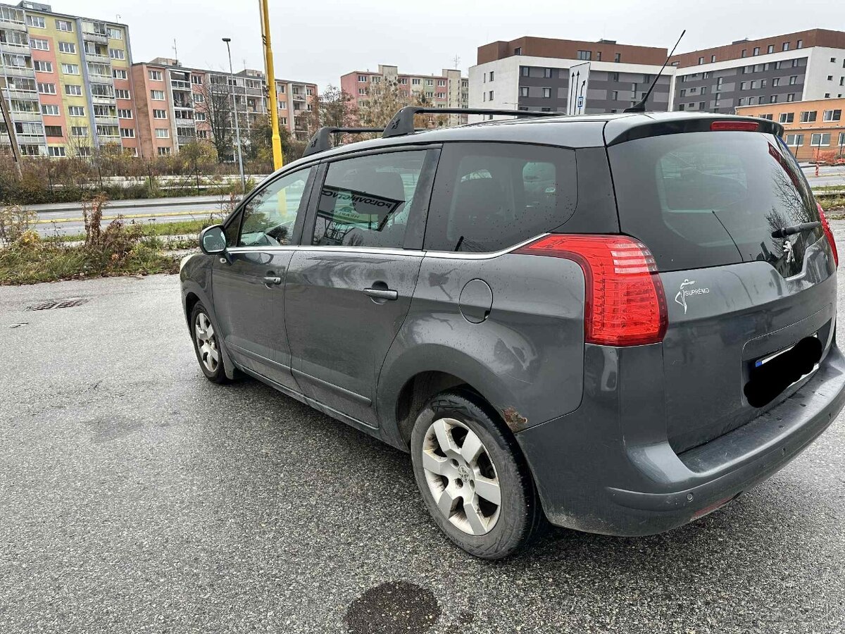 Peugeot 5008 2.0 Hdi 110 KW ,7 miest - 6