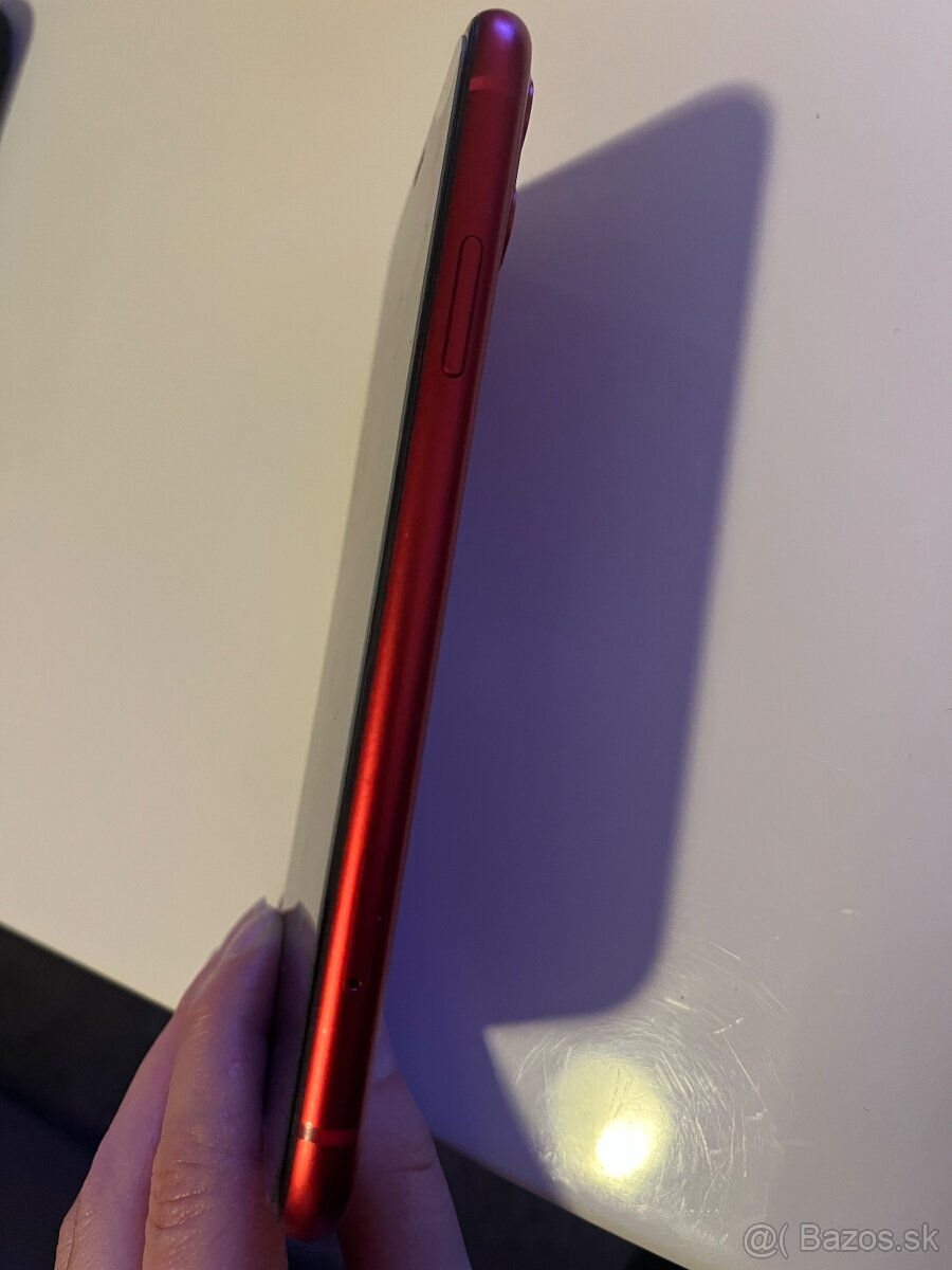 Predám i phone 11 128GB červenej farby - 6