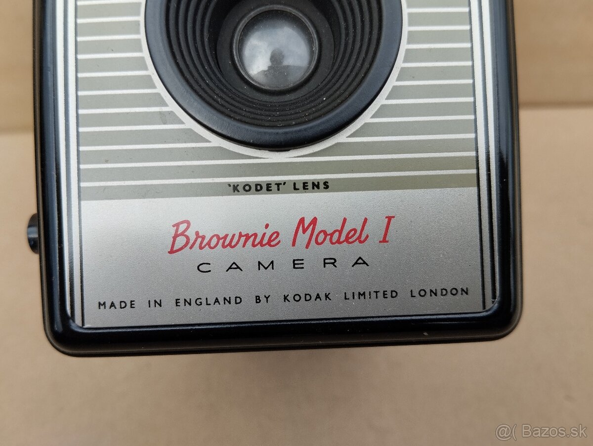 Fotoaparát Kodak Brownie + pouzdro - 6