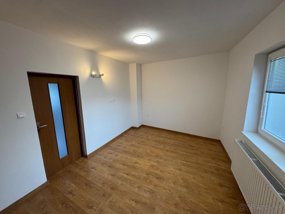 Predám rodinný dom v centre Kysuckeho Nového Mesta - 6