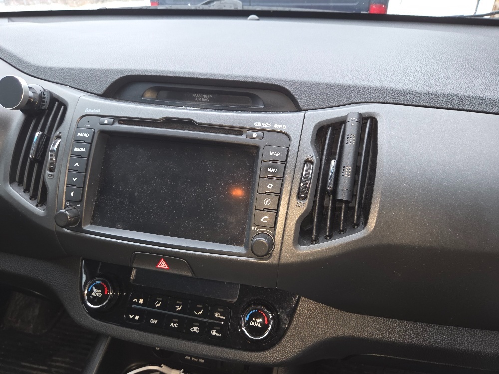 Predám Kia Sportage 2,0 CRDI 4x4 - 6