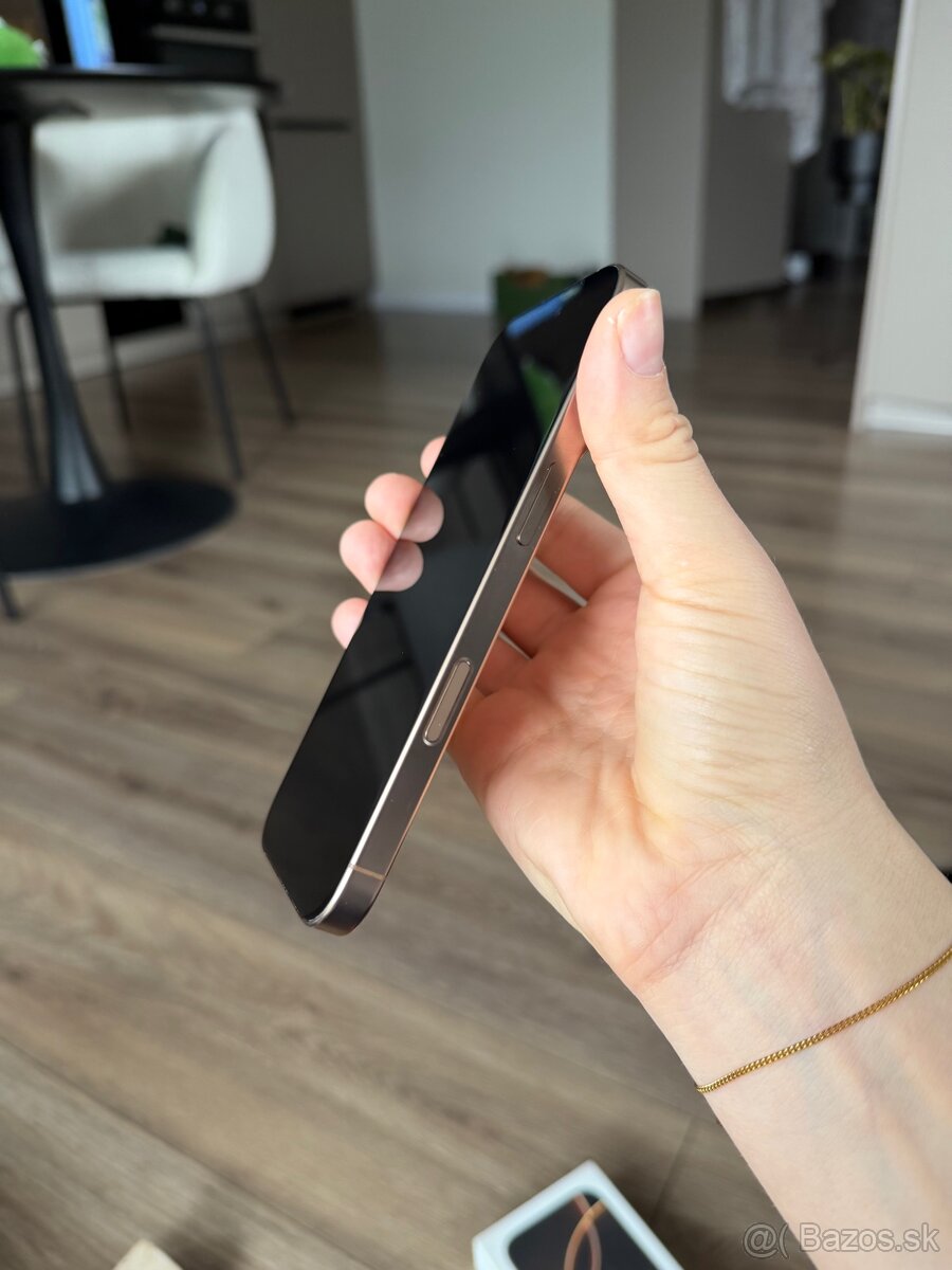 iPhone 16pro 256gb - 6