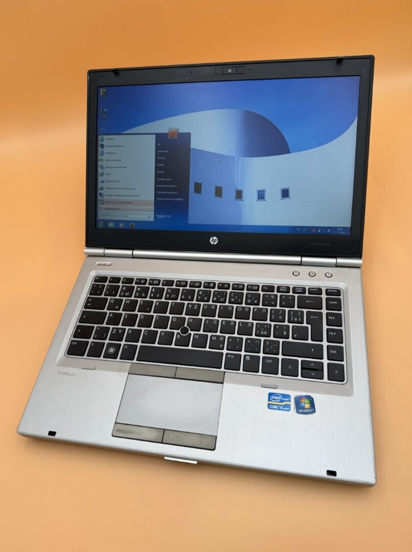 Notebook HP EliteBook 8460p i5 / 4GB RAM / 320GB HDD / WIN 7 - 6