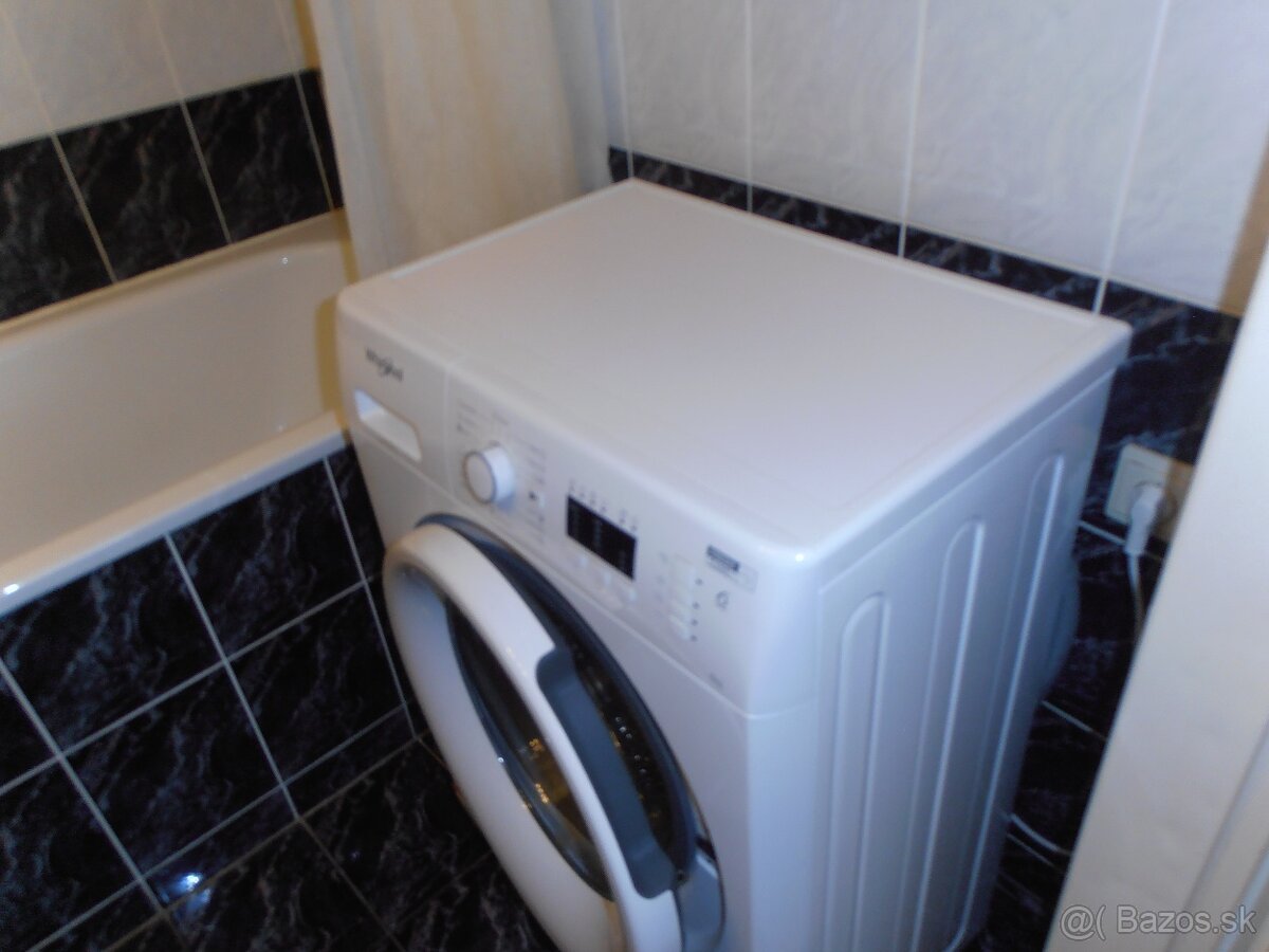 Prenájom 2 izb. bytu v BA I s parkovaním bezplatne - 6