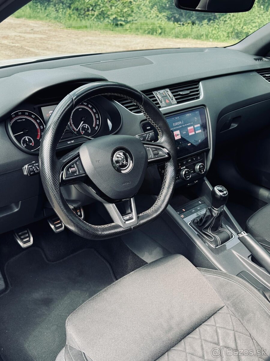 Škoda Octavia RS 3 Facelift - 6
