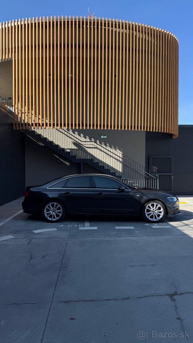 Audi A6 - 6