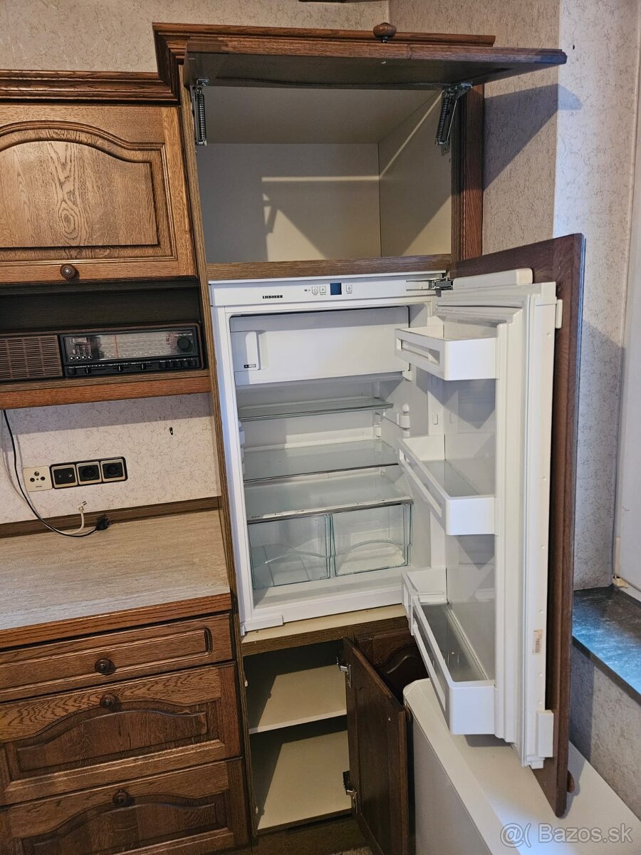 Masívna kuchynská linka z Nemecka so spotrebičmi - 6