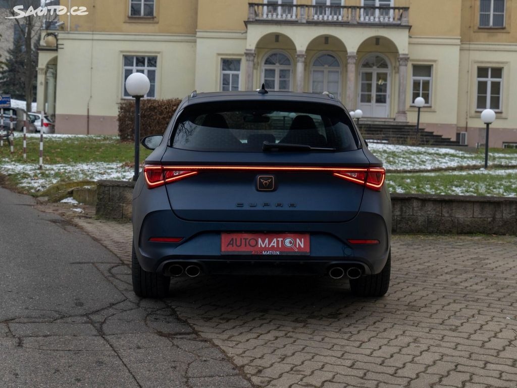 Cupra Leon, 228 kW 4Drive Pano Kůže DCC - 6