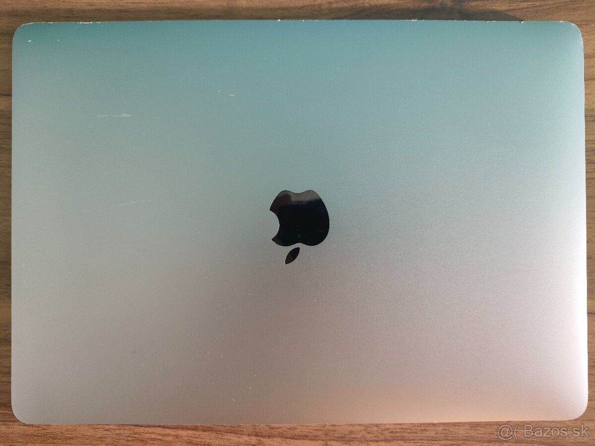 Apple MacBook Pro 13" Touch Bar | i5 • 8GB RAM • 256GB SSD - 6