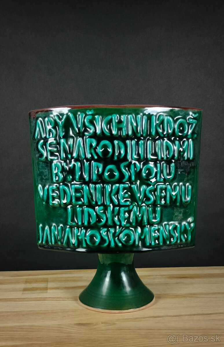 Mix starožitností a dizajnových doplnkov - 6