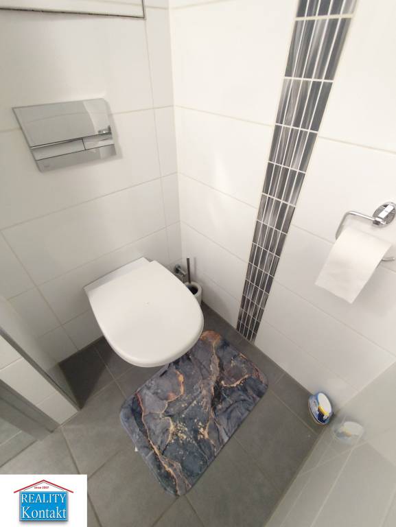 Na prenájom 1-izbový byt v Nových Zámkoch - 6