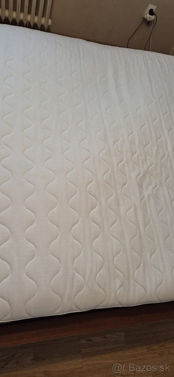Posteľ s matracom - 6