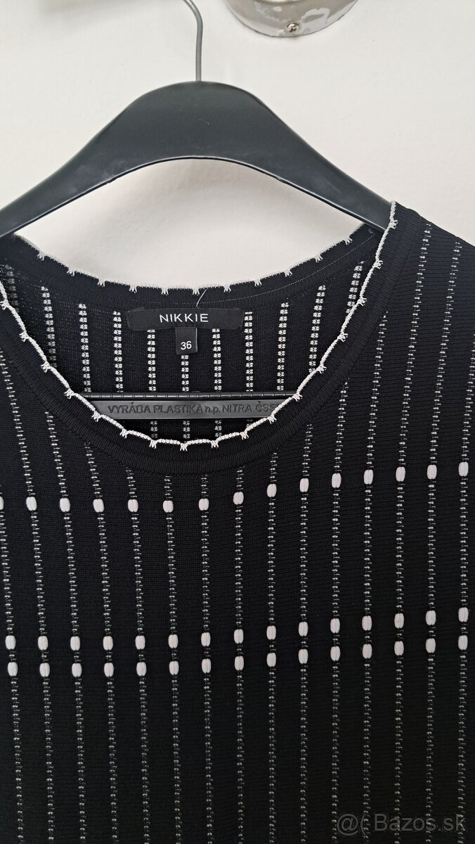 Dámske čierne šaty - 6