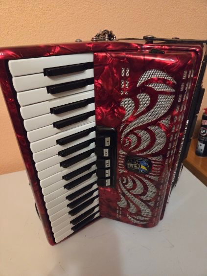 Predám akordeón Weltmeister - 6