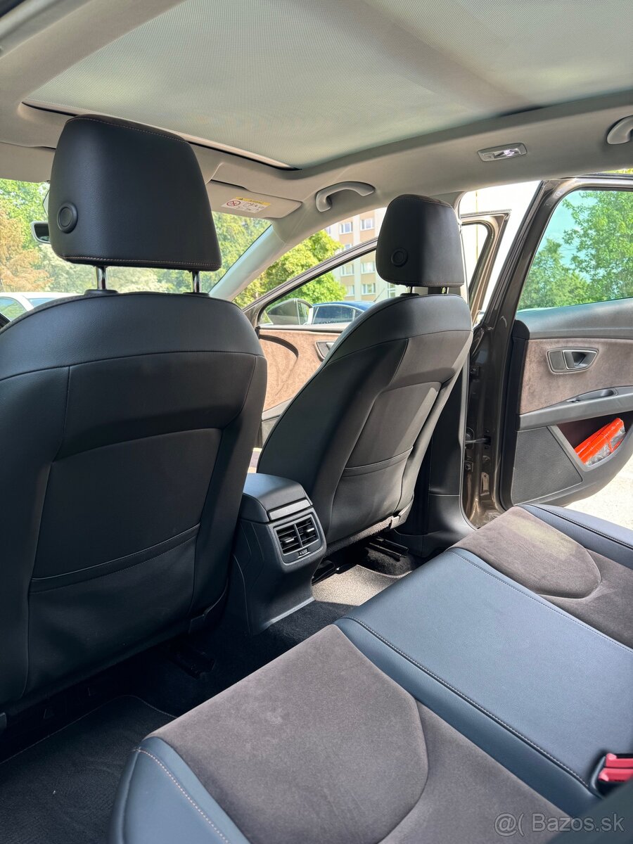 Seat Leon X-perience 2.0TDI 135kw 4x4 - 6