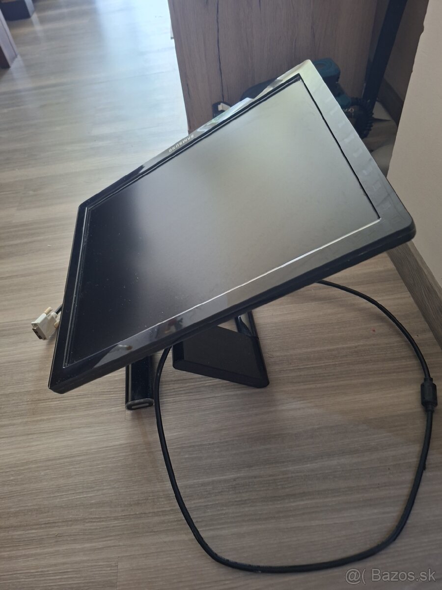 Monitor Samsung SyncMaster 971P - 6