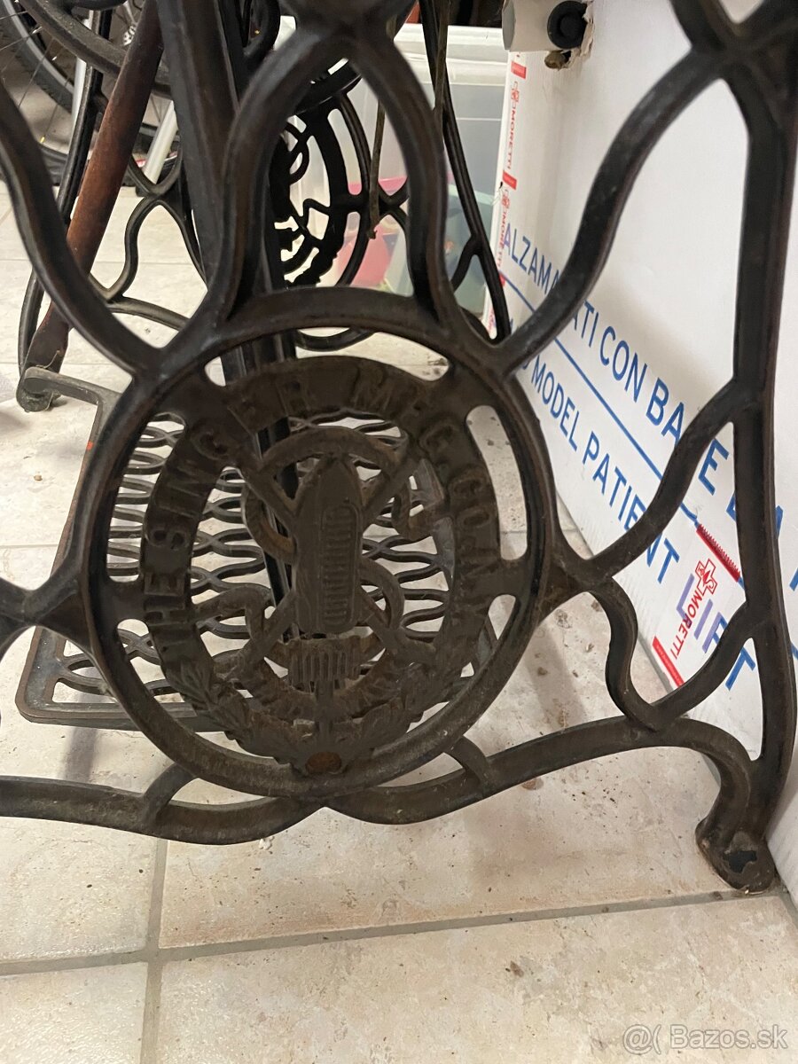 Šijací stroj na stolíku - 6