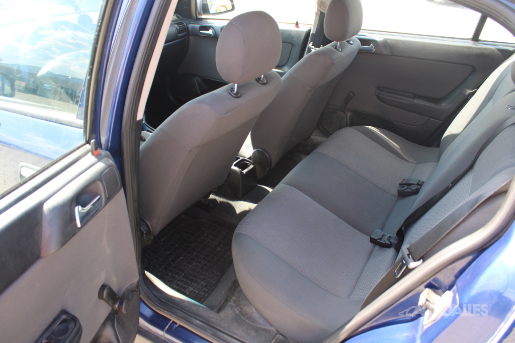 Opel Astra 1,4 i 16V 66 kW CLASSIC - 6