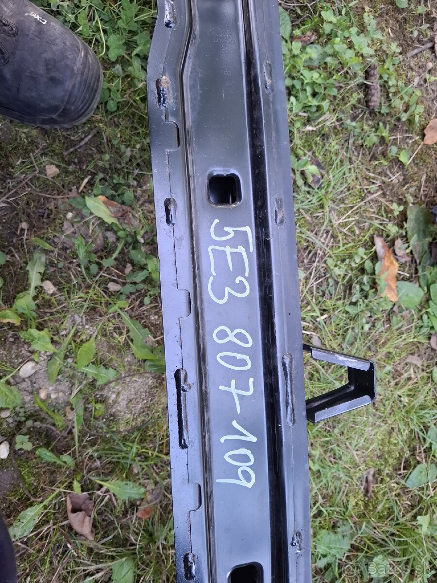 Predná výstuha. - 6