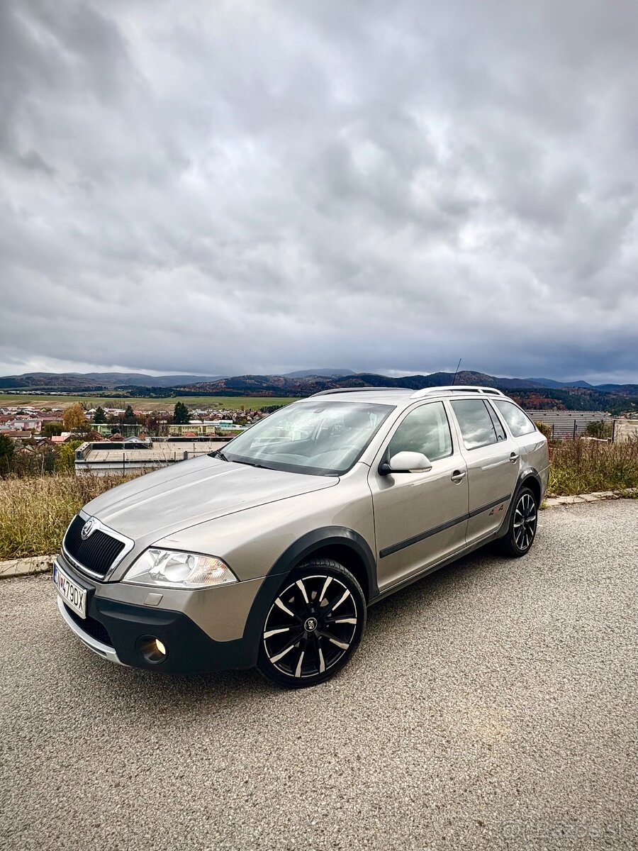 🟢ŠKODA OCTAVIA SCOUT 4x4 - 6