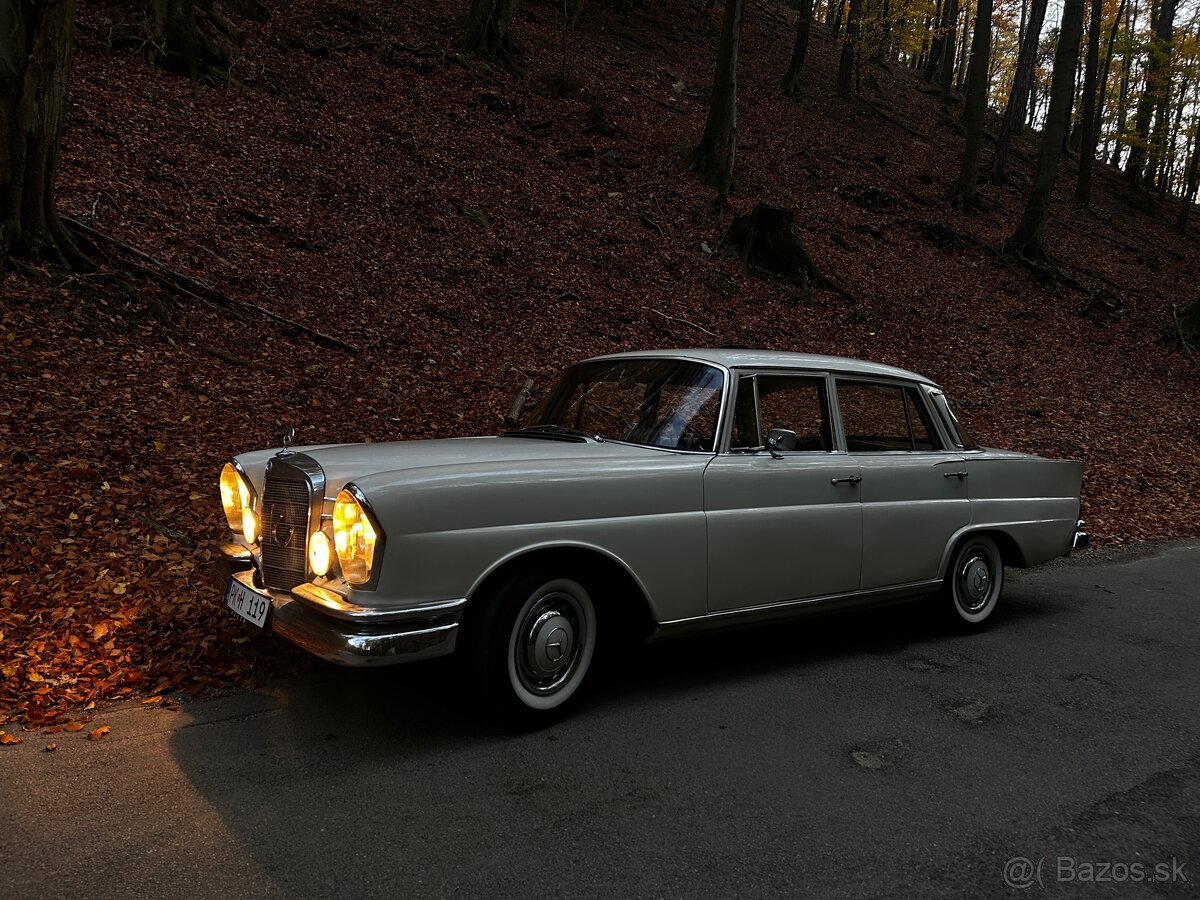 Mercedes-Benz 230S W111 Heckflosse - 6