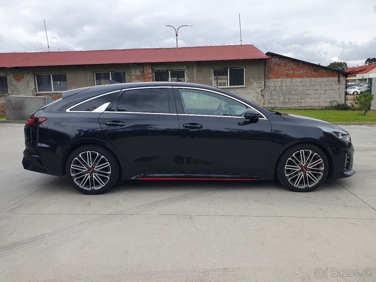 Kia ProCeed 1.6 T-GDi GT A/T 150KW benzín - 6