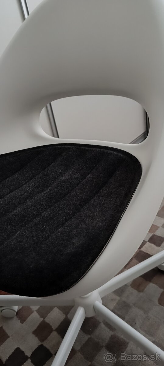 Stolicka Ikea Loberget biela - 6