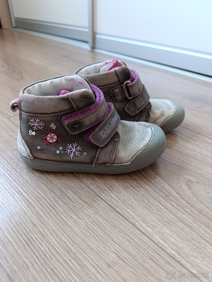 Topánky vo veľkosti 25 - 6
